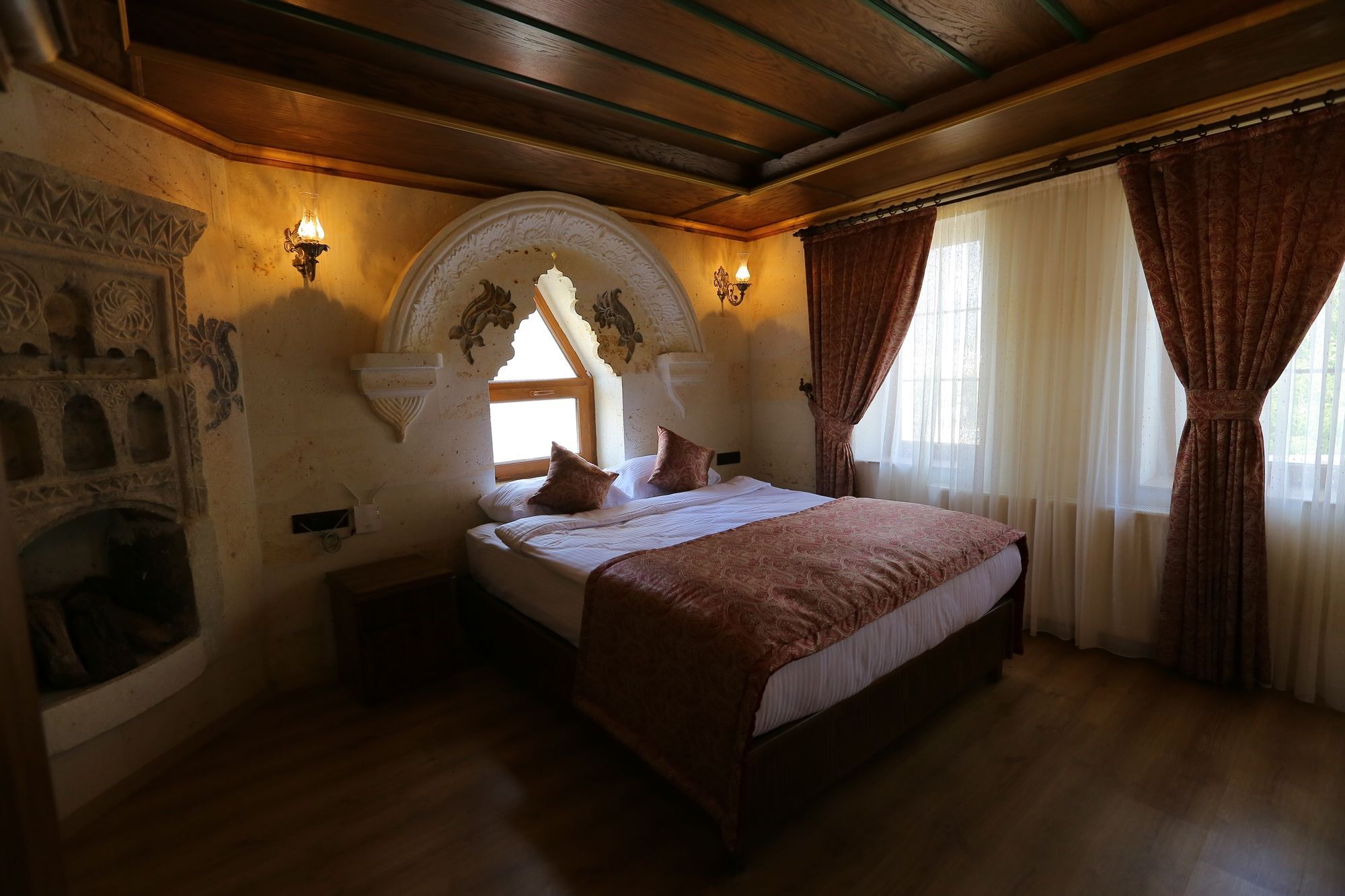Cappadocia Empire Cave Hotel Гореме Экстерьер фото